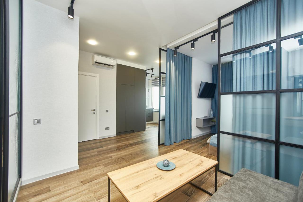 Board Apart Hotel Odessa Exteriör bild