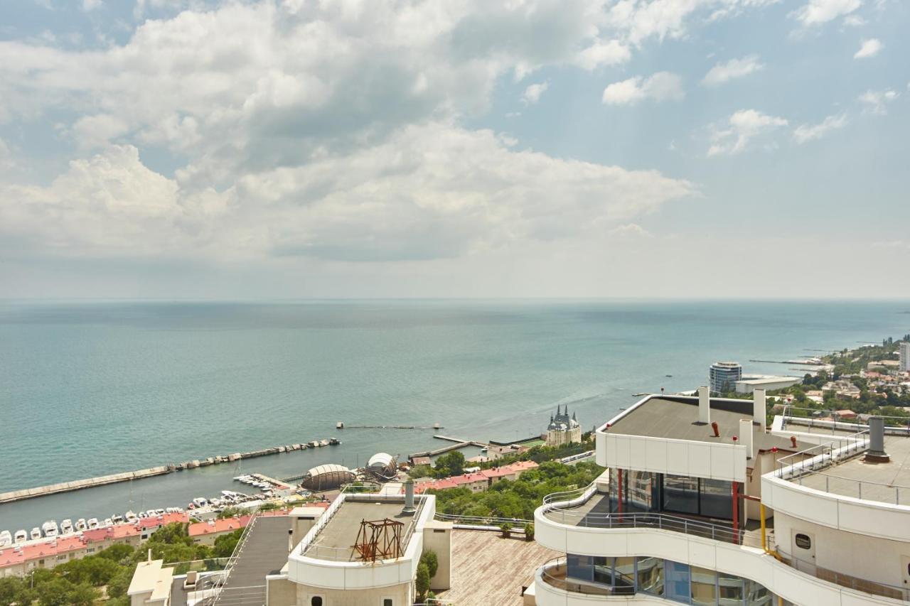 Board Apart Hotel Odessa Exteriör bild