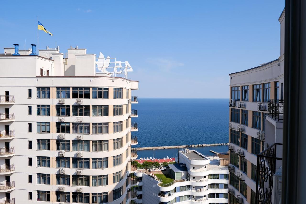 Board Apart Hotel Odessa Exteriör bild