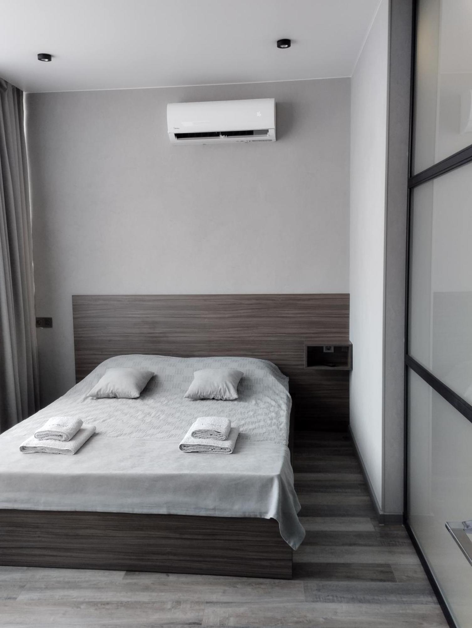 Board Apart Hotel Odessa Exteriör bild