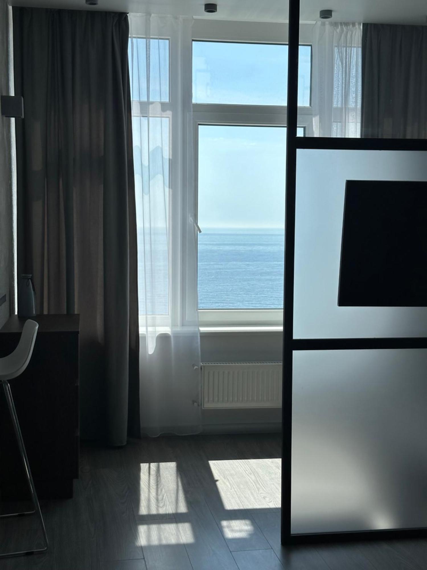 Board Apart Hotel Odessa Exteriör bild